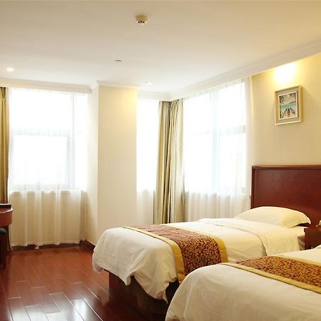 Greentree Alliance Jiangxi Nanchang Honggutan Middle Fenghuang Avenue Hotel 외부 사진