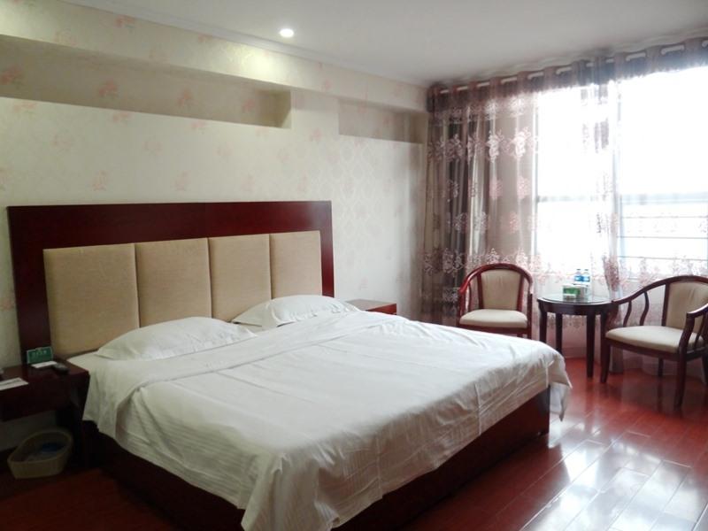 Greentree Alliance Jiangxi Nanchang Honggutan Middle Fenghuang Avenue Hotel 외부 사진