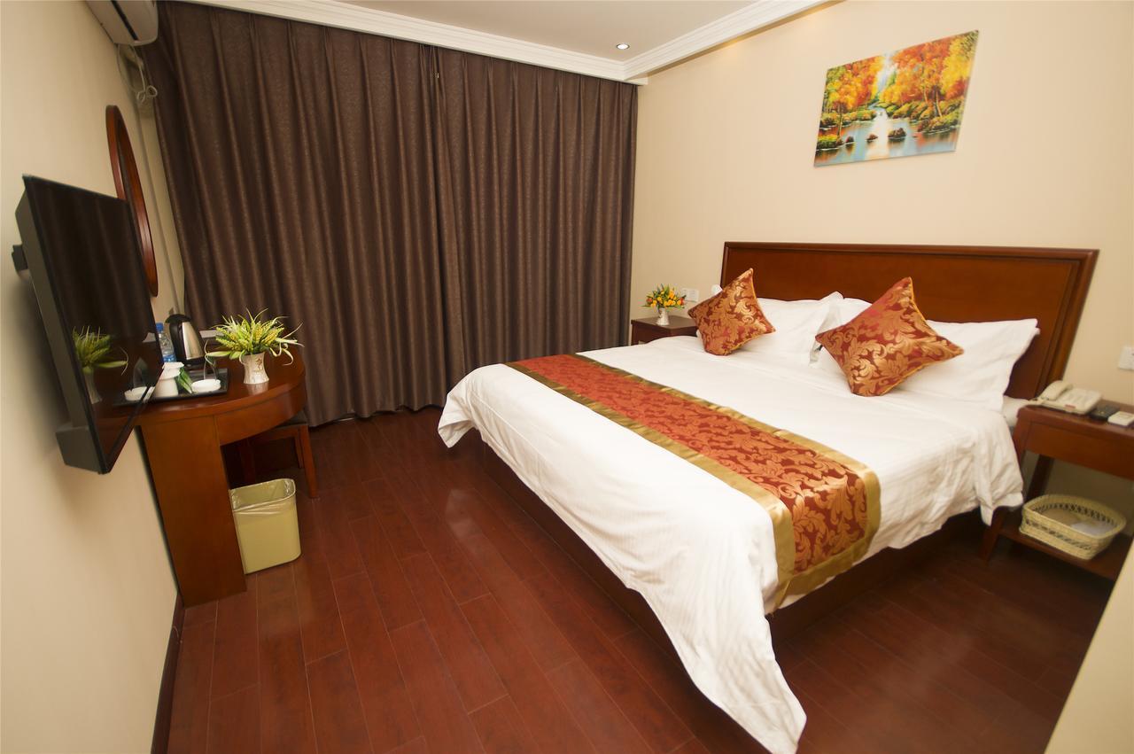 Greentree Alliance Jiangxi Nanchang Honggutan Middle Fenghuang Avenue Hotel 외부 사진