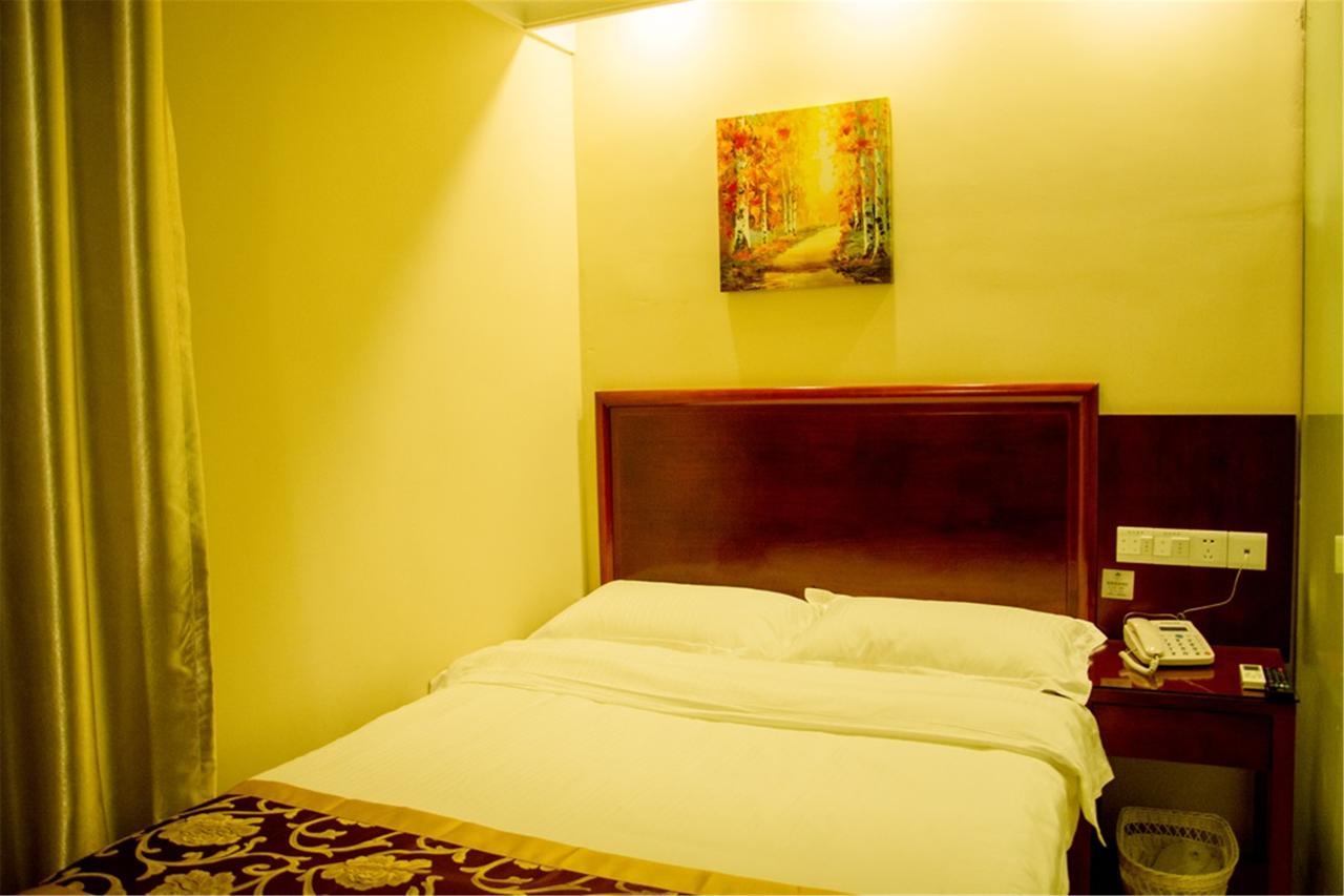 Greentree Alliance Jiangxi Nanchang Honggutan Middle Fenghuang Avenue Hotel 외부 사진