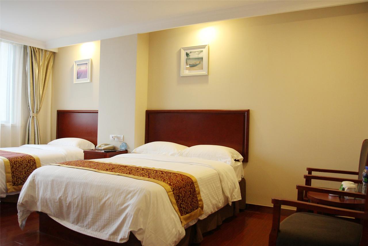 Greentree Alliance Jiangxi Nanchang Honggutan Middle Fenghuang Avenue Hotel 외부 사진