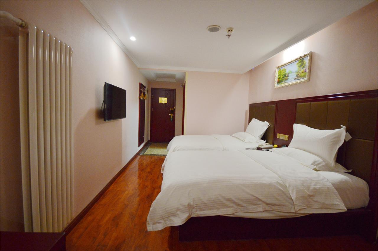 Greentree Alliance Jiangxi Nanchang Honggutan Middle Fenghuang Avenue Hotel 외부 사진
