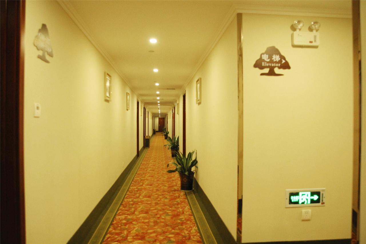 Greentree Alliance Jiangxi Nanchang Honggutan Middle Fenghuang Avenue Hotel 외부 사진