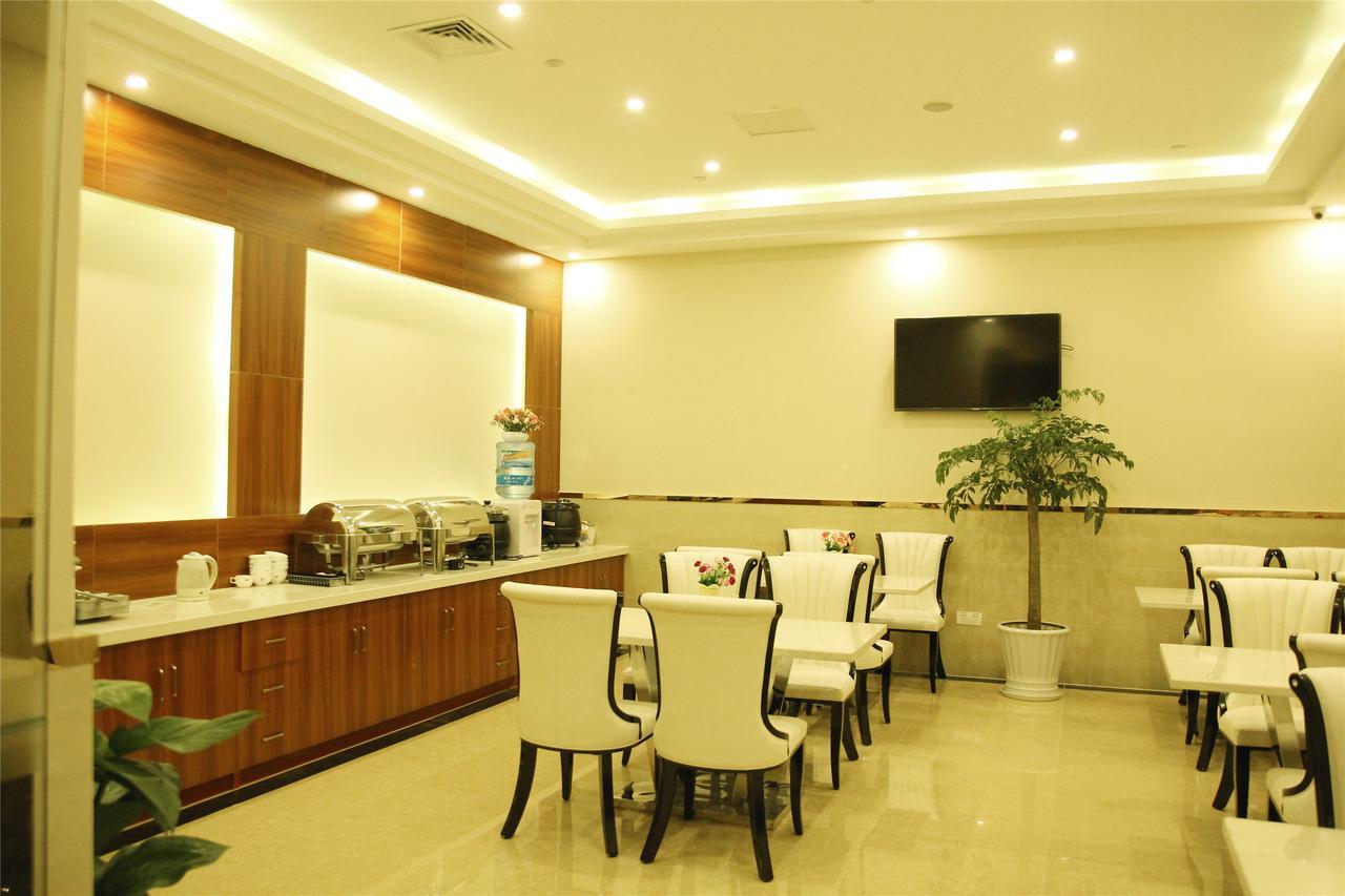 Greentree Alliance Jiangxi Nanchang Honggutan Middle Fenghuang Avenue Hotel 외부 사진