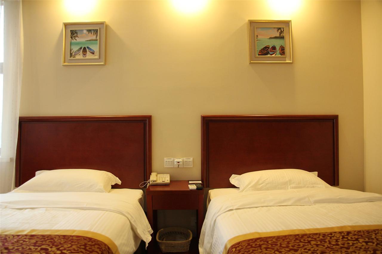 Greentree Alliance Jiangxi Nanchang Honggutan Middle Fenghuang Avenue Hotel 외부 사진