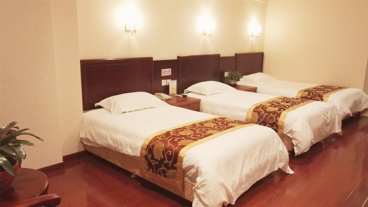 Greentree Alliance Jiangxi Nanchang Honggutan Middle Fenghuang Avenue Hotel 외부 사진